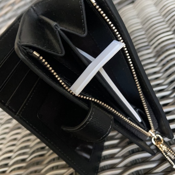 Kate Spade Staci Ditsy Buds Medium Compact Bifold Wallet wlr00608 Black Multi - Picture 11 of 16